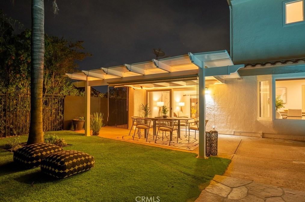 3563 Twin Lk Rdg, Thousand Oaks CA  91361-3928 exterior