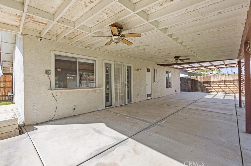 3812 Curry Ct, Bakersfield CA  93309-6272 exterior