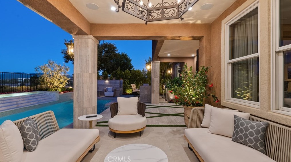 26832 Pine Hollow Ct, Santa Clarita CA  91381-0615 exterior