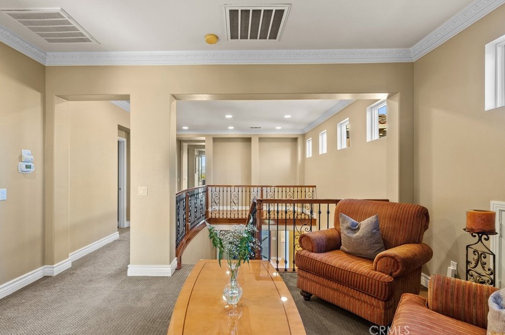 26832 Pine Hollow Ct, Santa Clarita CA  91381-0615 exterior