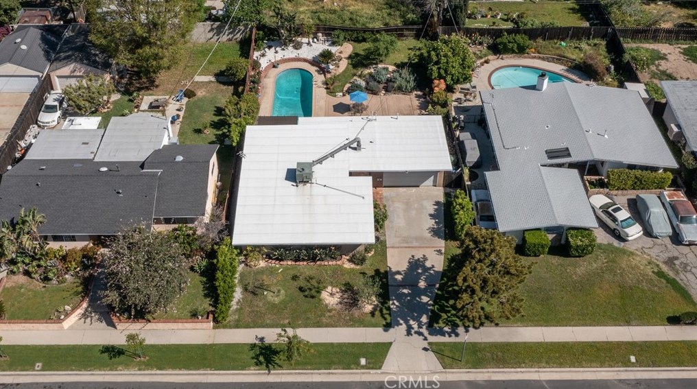 17057 Tribune St, San Fernando CA  91344-4936 exterior