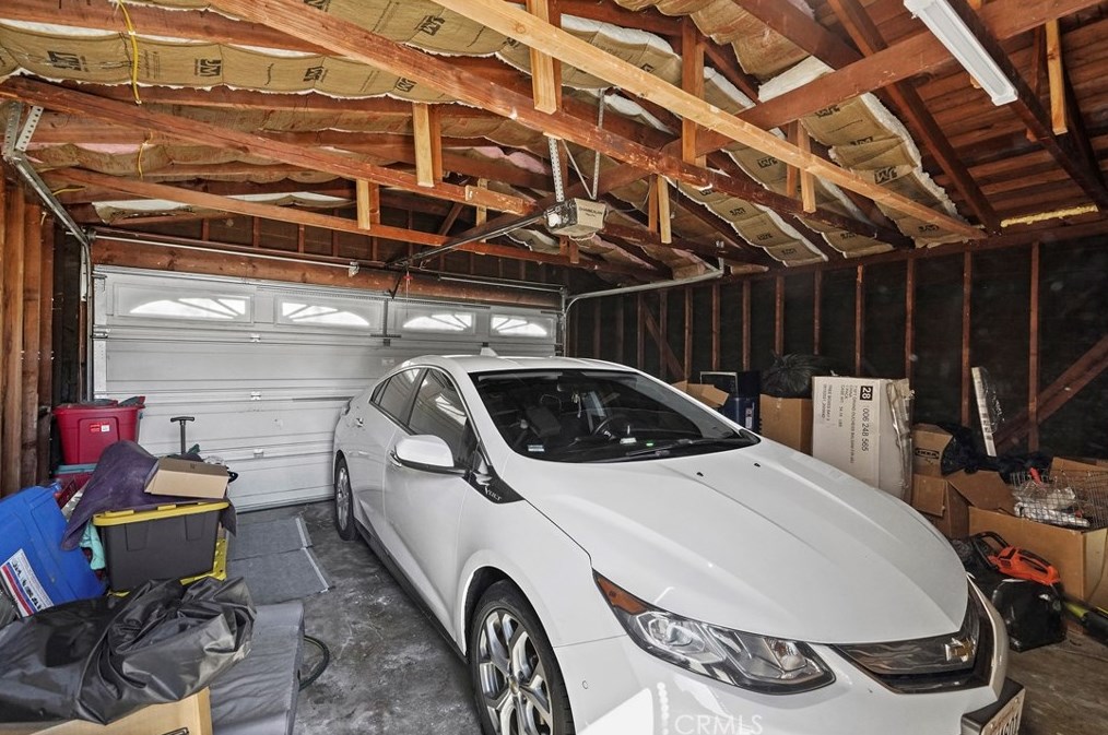 18167 Cantara St, Los Angeles CA  91335-1010 exterior