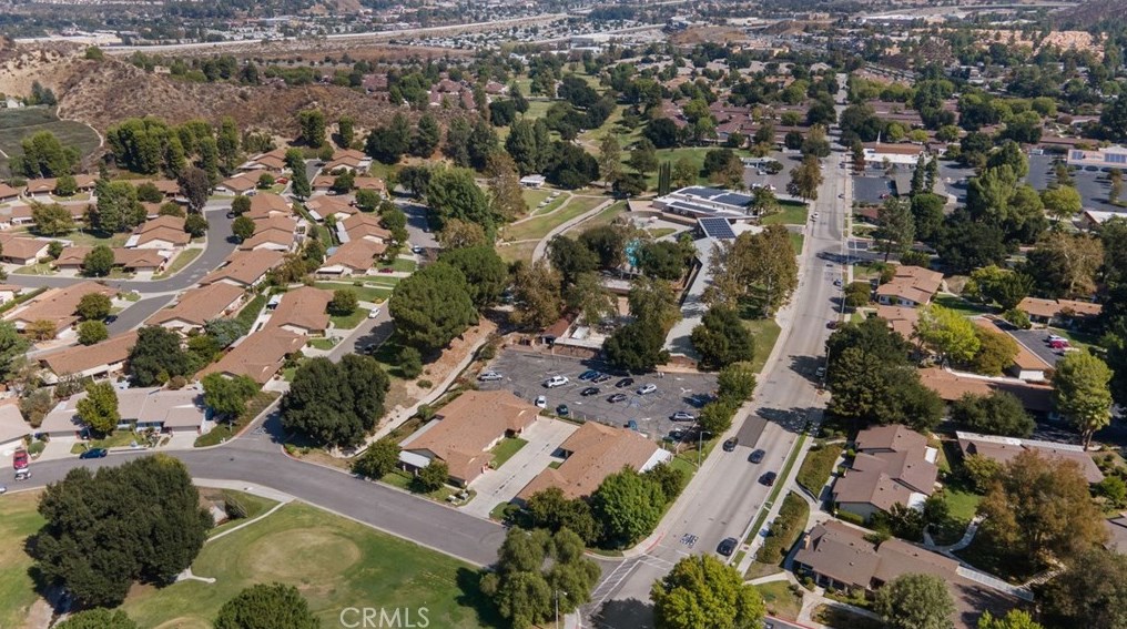 26859 Avenue Of The Oaks, Santa Clarita CA  91321-5617 exterior