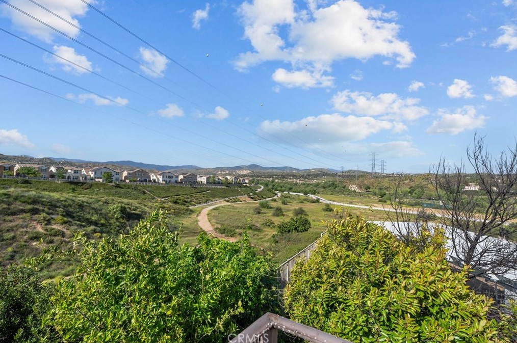 24205 English Rose Pl, Santa Clarita CA  91354-4921 exterior