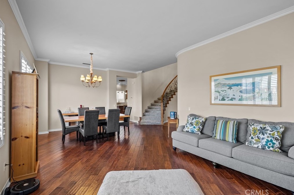 24205 English Rose Pl, Santa Clarita CA  91354-4921 exterior