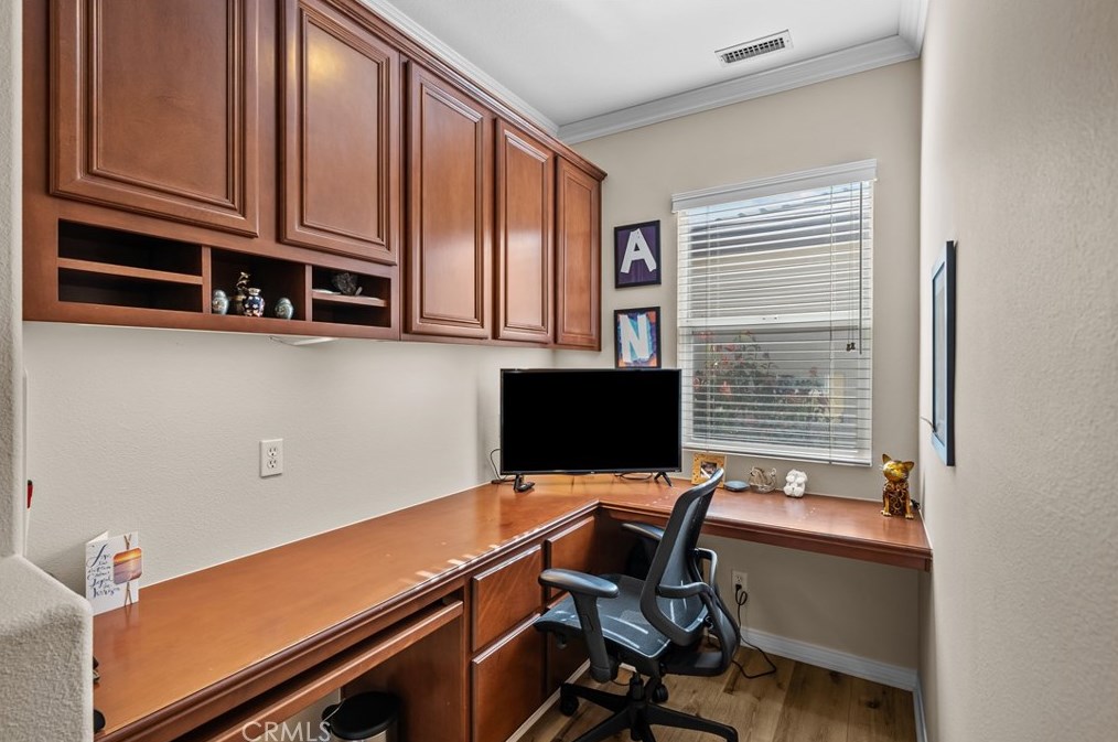 24205 English Rose Pl, Santa Clarita CA  91354-4921 exterior