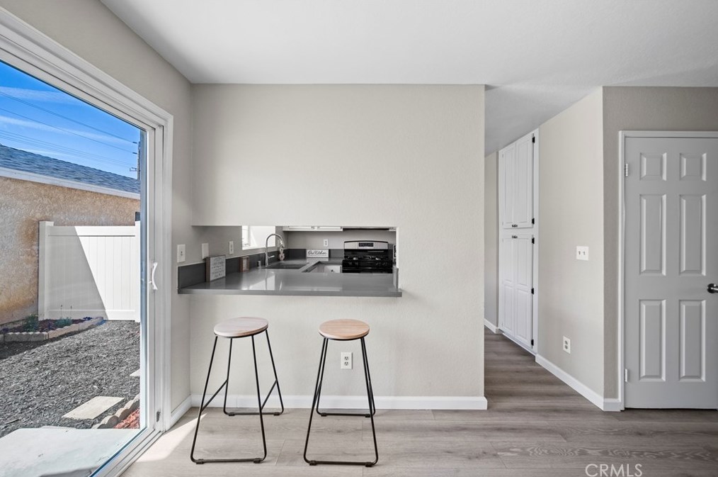 43611 Park Ave, Lancaster CA  93534-5075 exterior