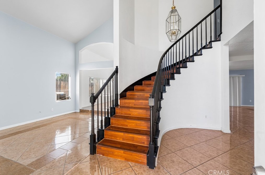 3035 Maricotte Dr, Palmdale CA  93550-2437 exterior