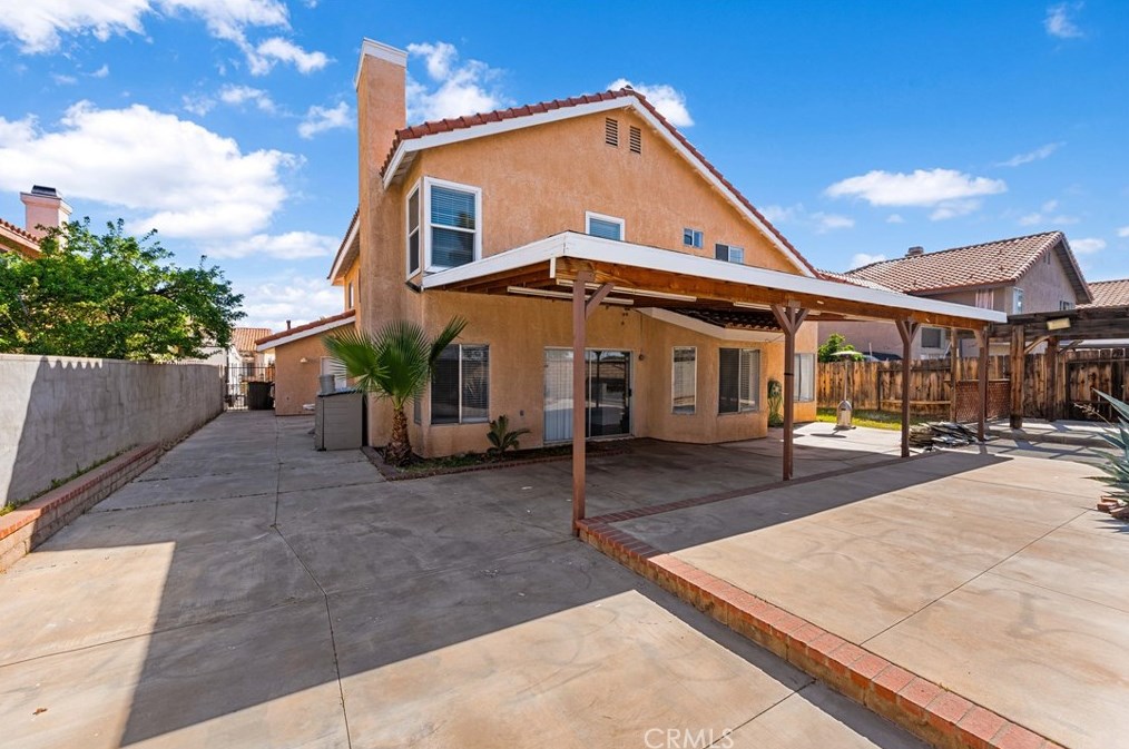 3035 Maricotte Dr, Palmdale CA  93550-2437 exterior