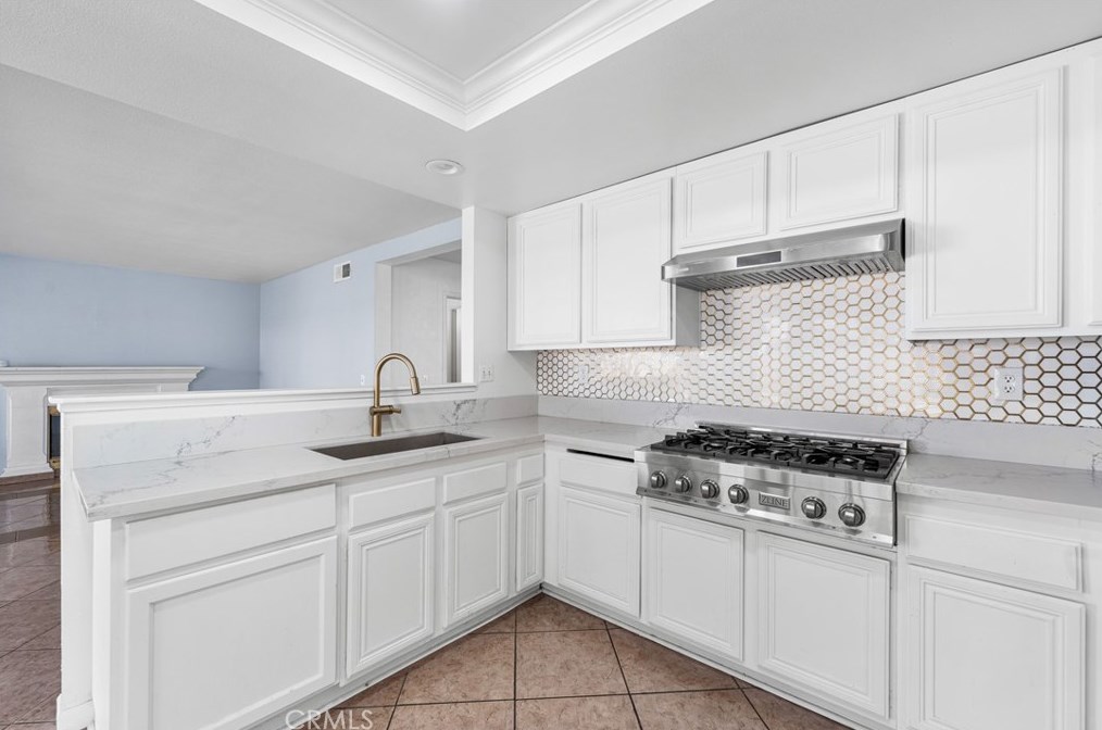 3035 Maricotte Dr, Palmdale CA  93550-2437 exterior