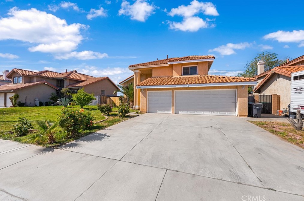 3035 Maricotte Dr, Palmdale CA  93550-2437 exterior