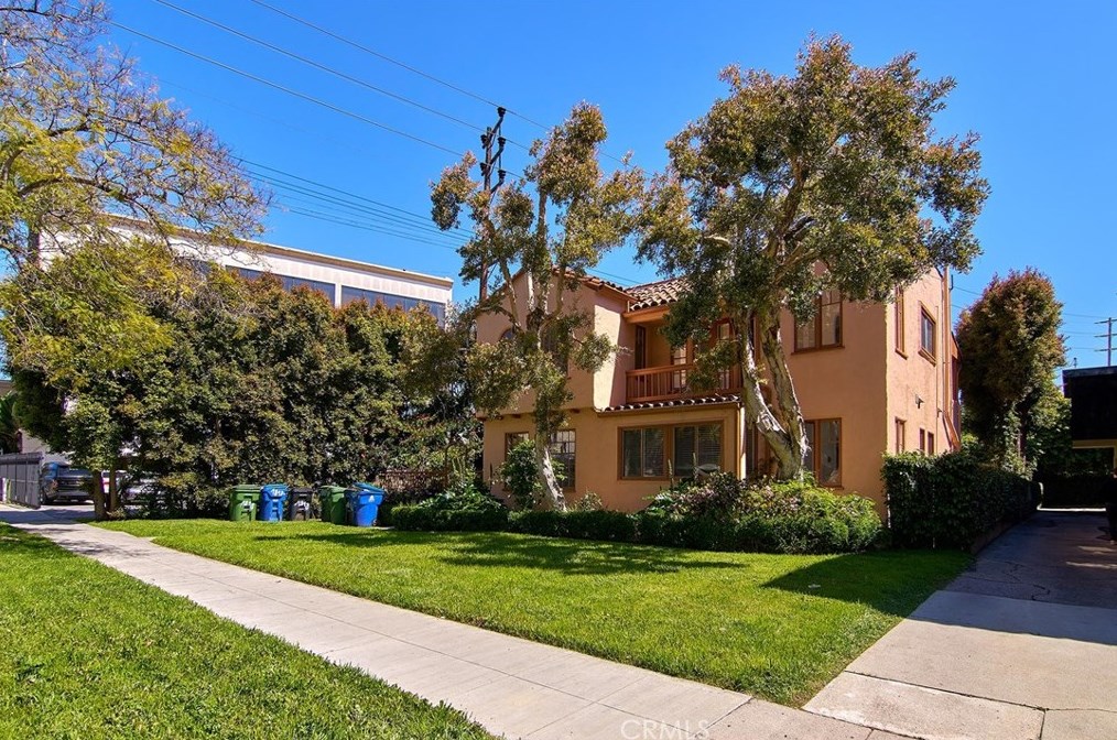 1818 Midvale Ave, Los Angeles CA  90025-4508 exterior