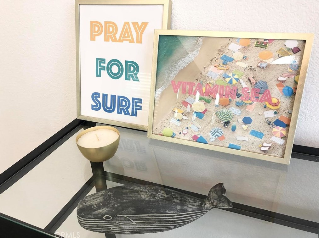 320 Rossmore Dr, Oxnard CA  93035-4465 exterior