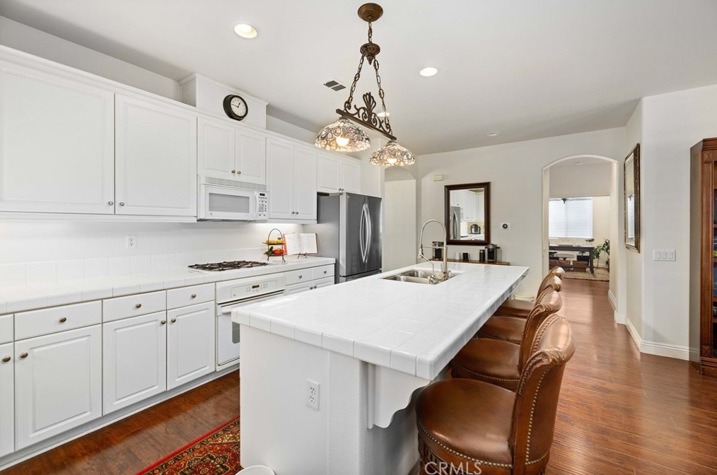 44029 Chaparral Dr, Lancaster CA  93536-6275 exterior