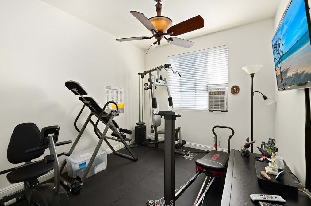 44029 Chaparral Dr, Lancaster CA  93536-6275 exterior