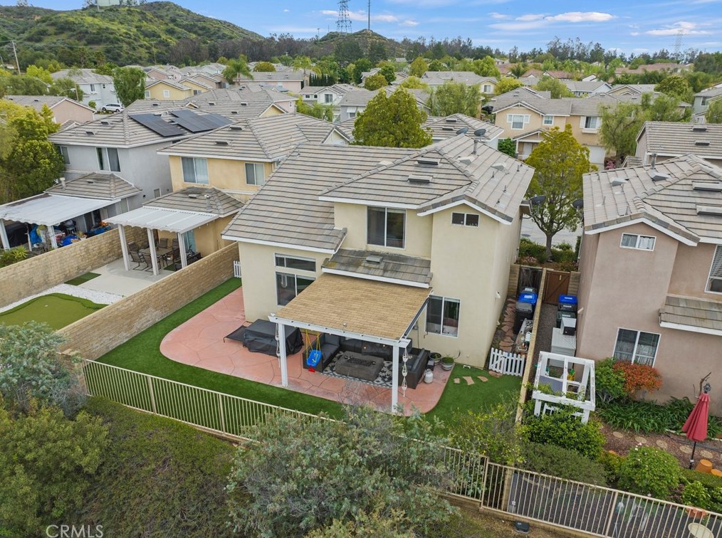 28482 Mayfair Dr, Santa Clarita CA  91354-1519 exterior