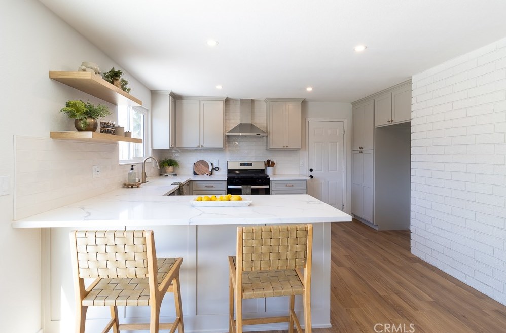 3421 Corpus Christi St, Simi Valley CA 93063-1408 exterior