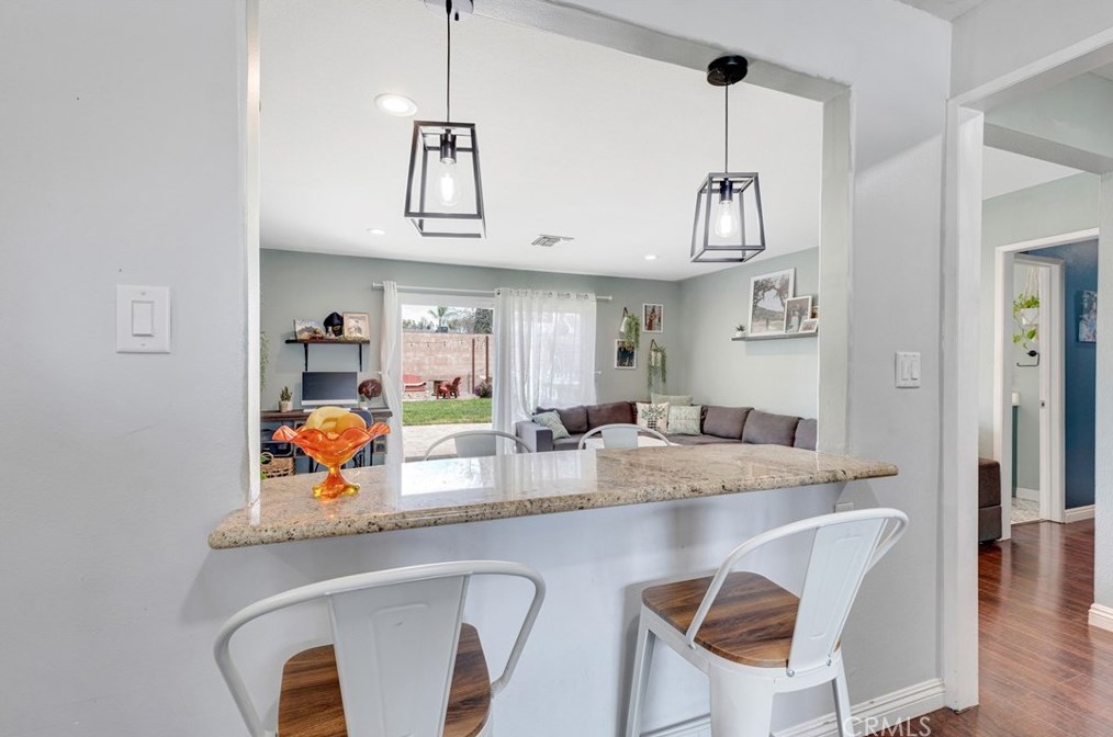 4275 Eileen St, Simi Valley CA  93063-2918 exterior