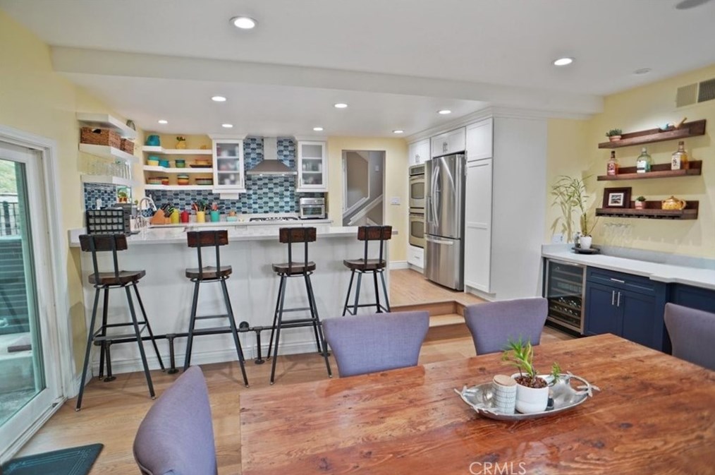 1408 View Dr, Thousand Oaks CA 91362-4315 exterior