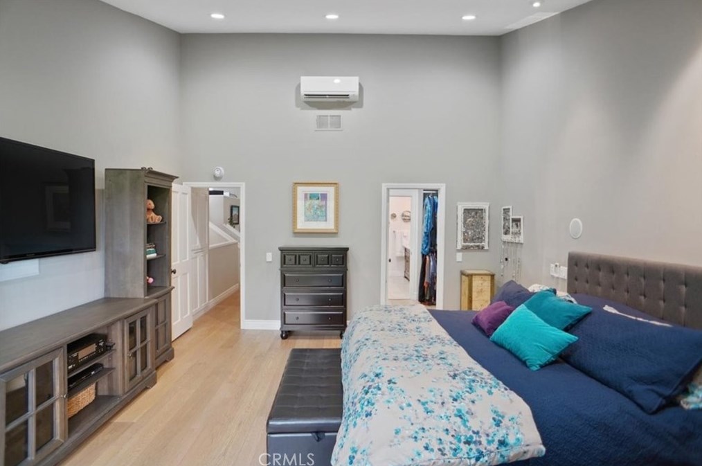 1408 View Dr, Thousand Oaks CA 91362-4315 exterior