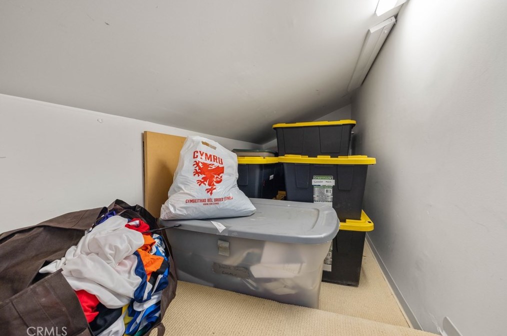 29655 Mammoth Ln, Santa Clarita CA  91387-6226 exterior