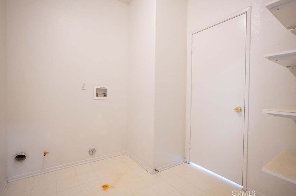 45757 Knightsbridge St, Lancaster CA 93534-5198 exterior