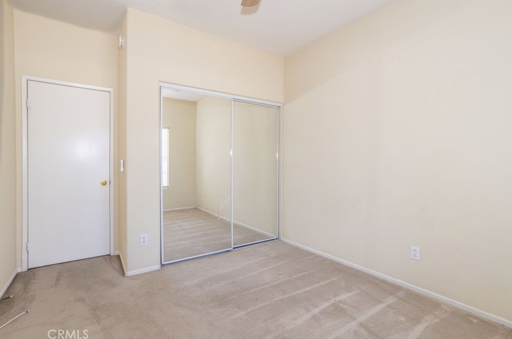 45757 Knightsbridge St, Lancaster CA 93534-5198 exterior