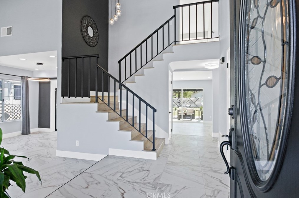 37472 Yorkshire Dr, Palmdale CA  93550-6239 exterior