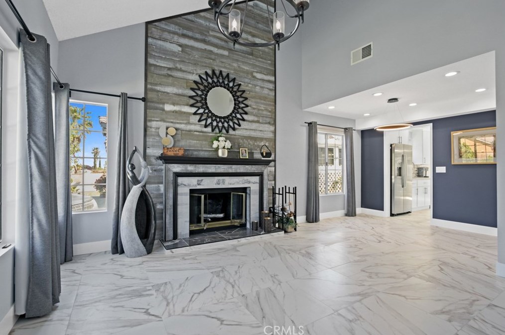 37472 Yorkshire Dr, Palmdale CA  93550-6239 exterior