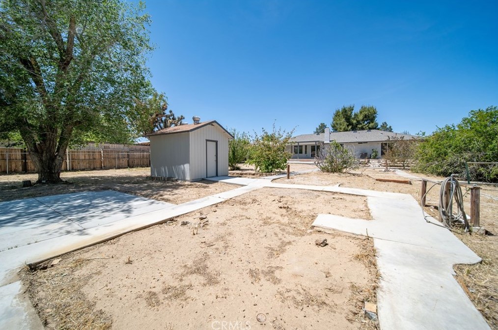 39342 Frontier Circus St, Palmdale CA  93591-3237 exterior