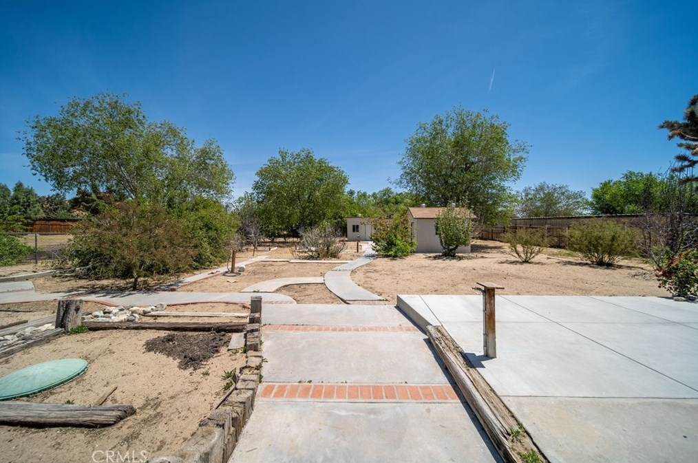 39342 Frontier Circus St, Palmdale CA  93591-3237 exterior