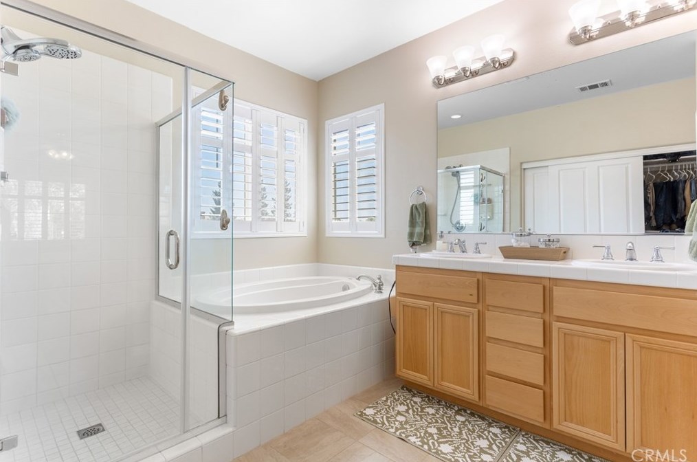 10304 Tungsten St, Bakersfield CA  93311-9516 exterior