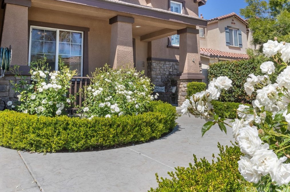 10304 Tungsten St, Bakersfield CA  93311-9516 exterior