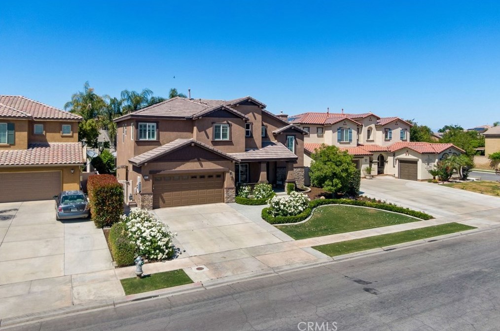 10304 Tungsten St, Bakersfield CA  93311-9520 exterior