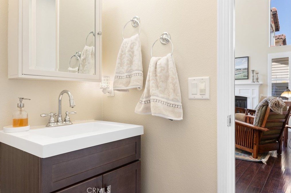 10304 Tungsten St, Bakersfield CA  93311-9516 exterior