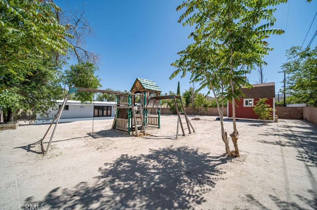 38873 Sage Tree St, Palmdale CA  93551-3844 exterior