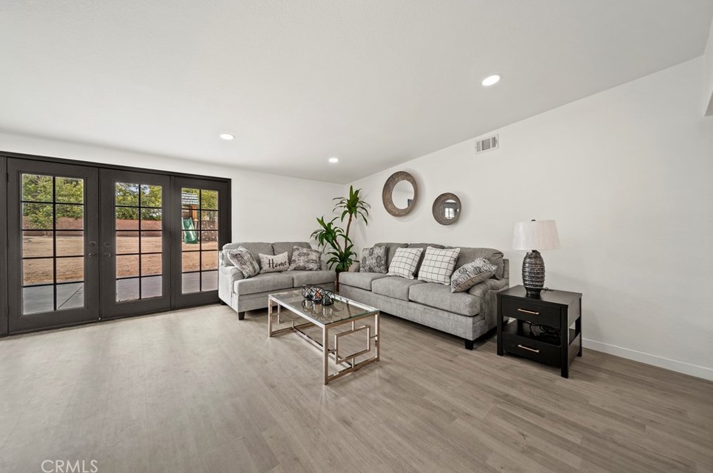 38873 Sage Tree St, Palmdale CA  93551-3844 exterior