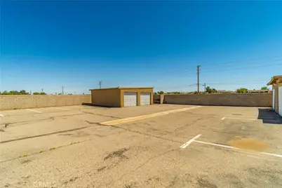 8837 E Palmdale Boulevard, Palmdale, CA 93552 - Photo 39