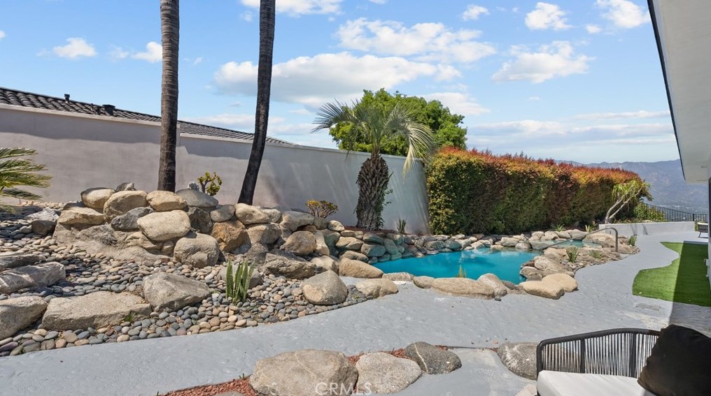 771 Panorama Pl, Pasadena CA  exterior