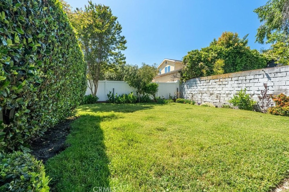 4427 Elmer Ave, North Hollywood CA  91602-2014 exterior