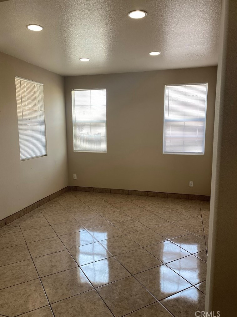 6628 Alfalfa Rd, Palmdale CA  93552-4170 exterior