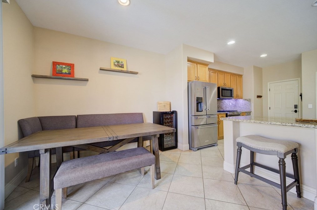 3831 Tournament Dr, Palmdale CA  93551-5642 exterior