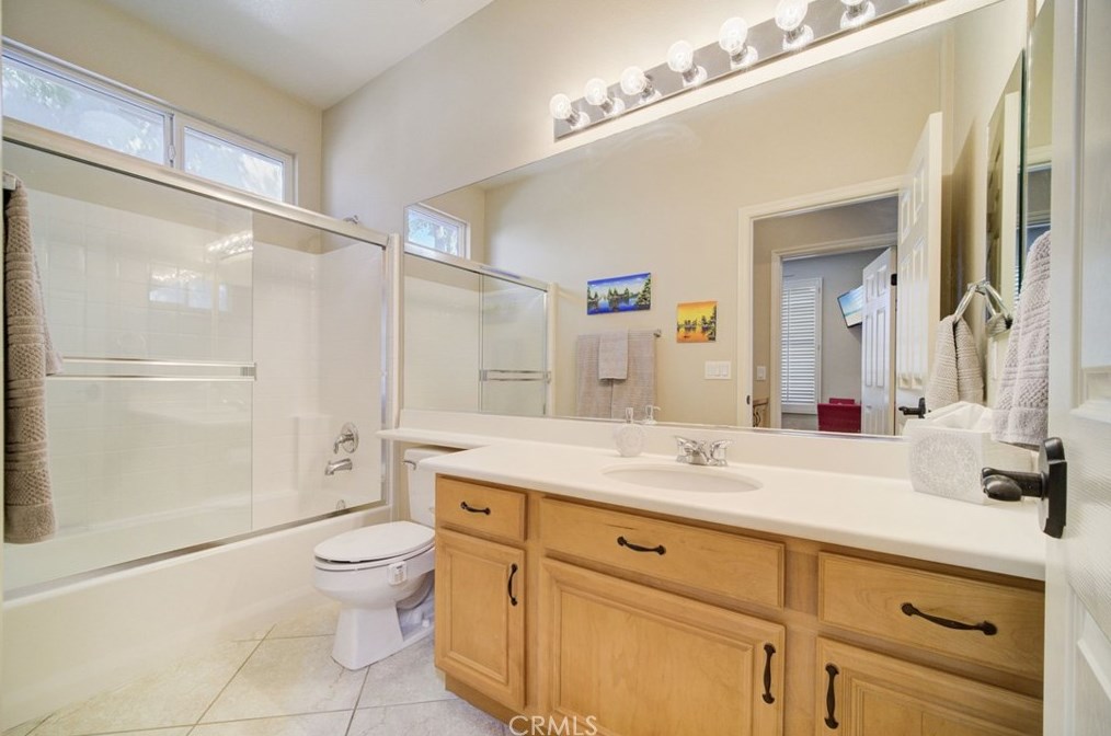 3831 Tournament Dr, Palmdale CA  93551-5642 exterior