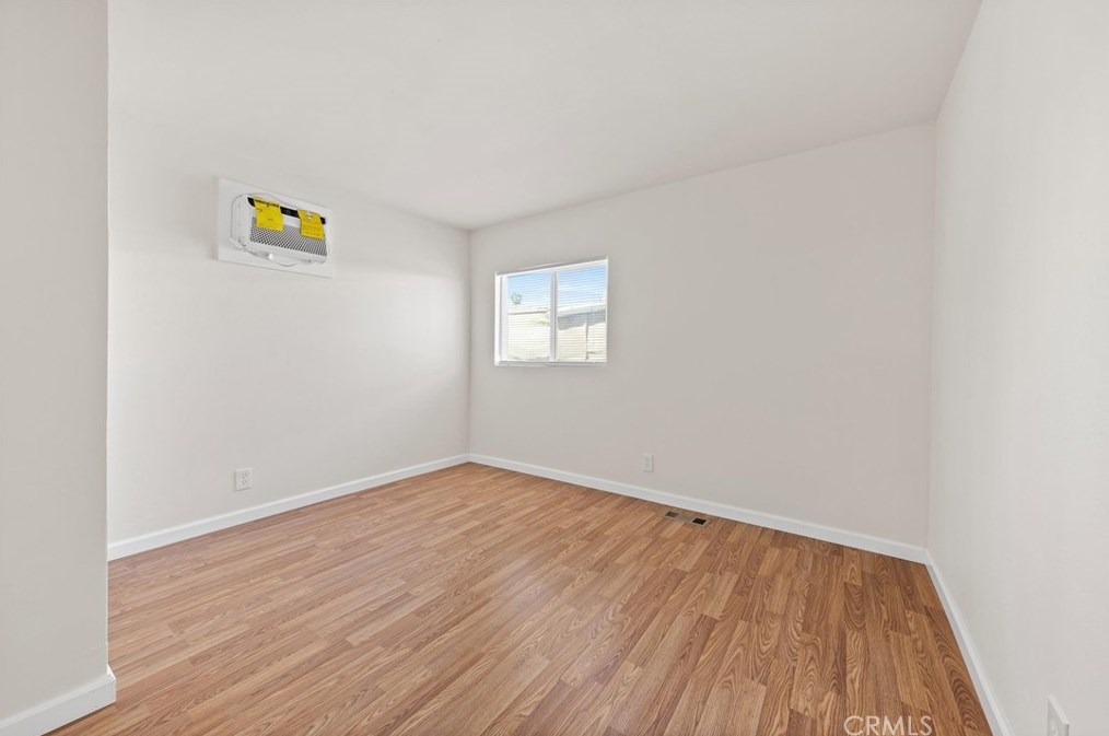 136 Fernwood Ln, Bakersfield CA  93308-4680 exterior