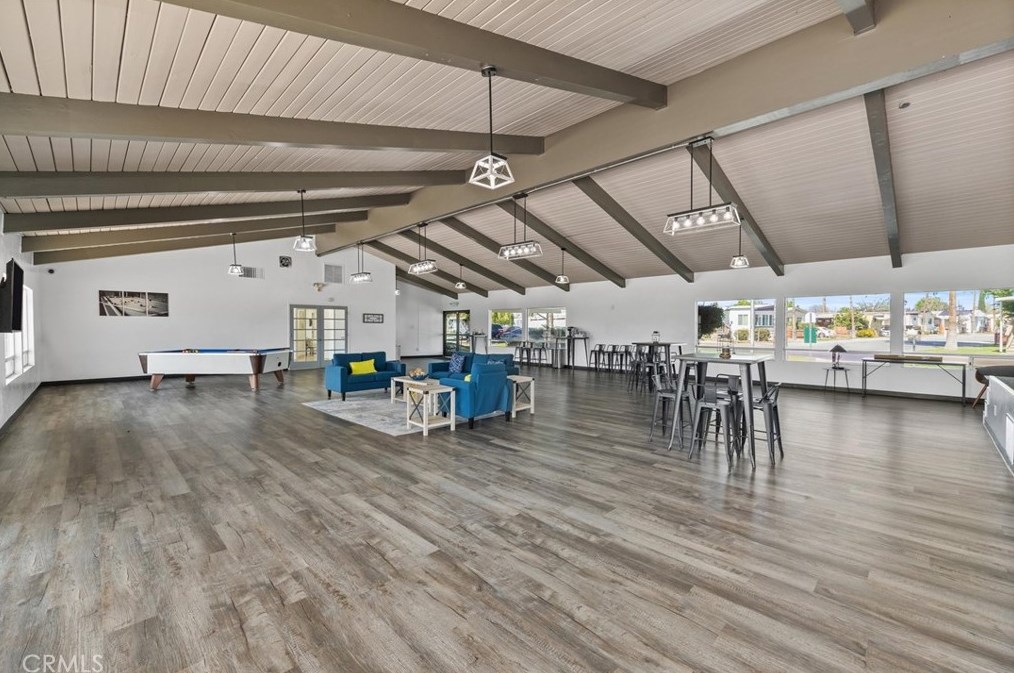 136 Fernwood Ln, Bakersfield CA  93308-4680 exterior