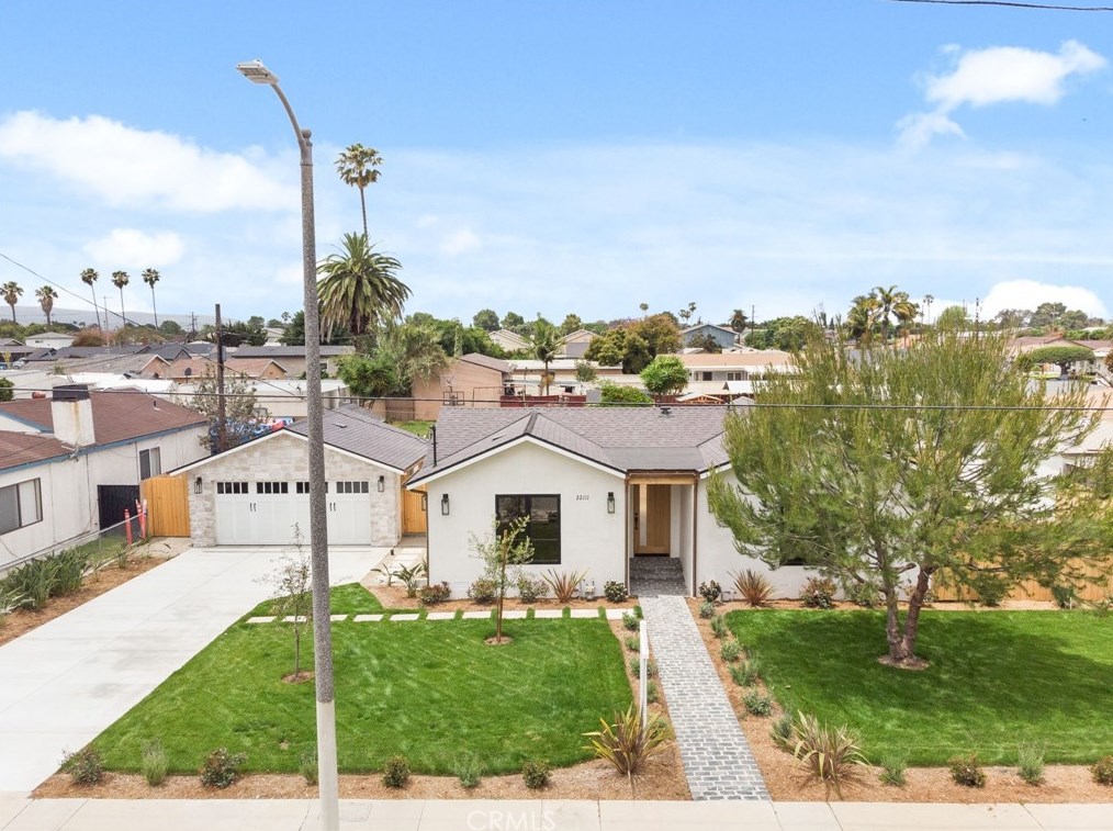 22111 Normandie Ave, Torrance CA  90501-4042 exterior