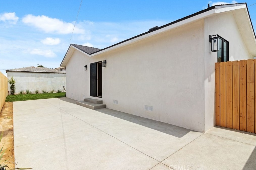 22111 Normandie Ave, Torrance CA  90501-4042 exterior