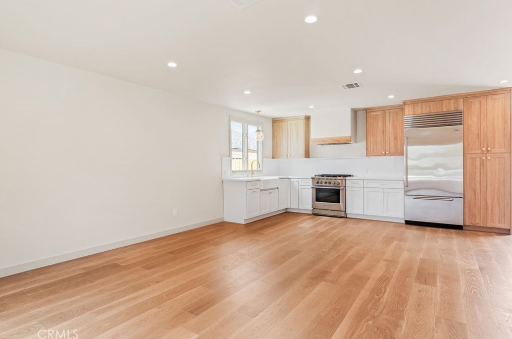 22111 Normandie Ave, Torrance CA  90501-4042 exterior