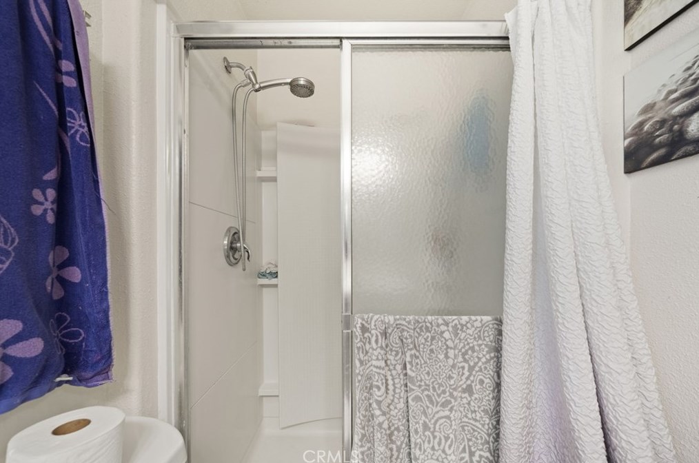 135 Ridgeway St, Anaheim CA  92804-1936 exterior