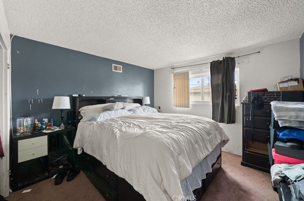 135 Ridgeway St, Anaheim CA  92804-1936 exterior